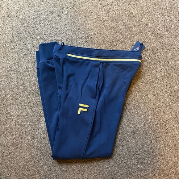 Fila sweatpants - Picture 3 of 3